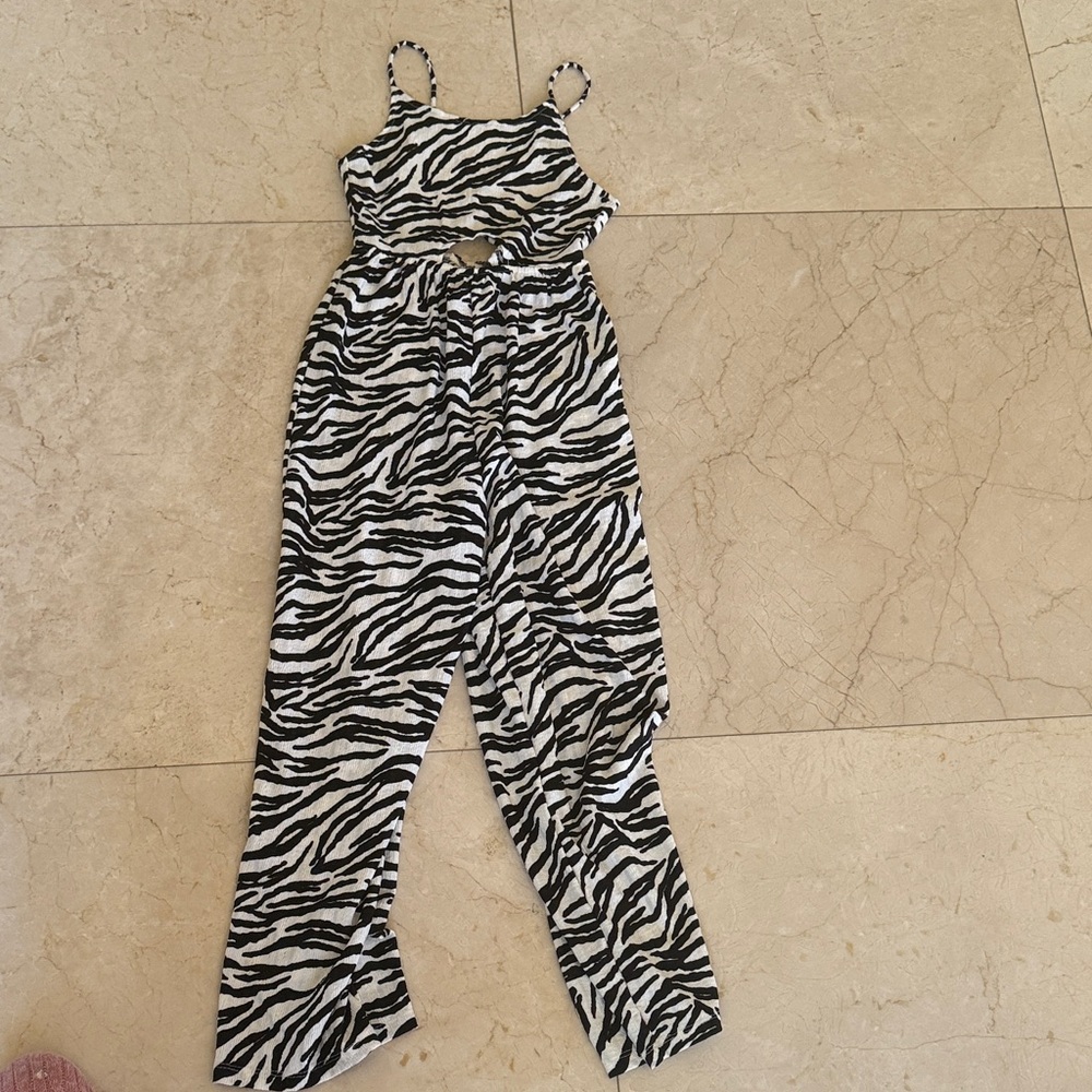 Zara Black and White Patterned Jumpsuit